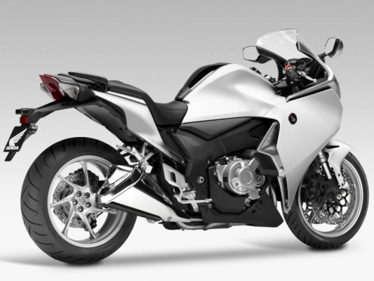 Фото мотоцикла Honda VFR1200F